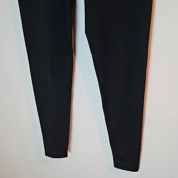 American Eagle Outfitters Black Everything Legging - Picture 3 of 8